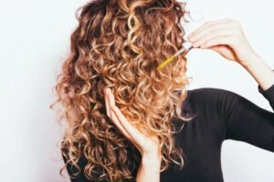 Discover the Top 10 Hair Serums for Curly Hair