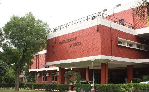 Best Placement MBA Colleges In India - FMS Delhi