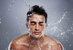 10 Best Face Wash for Men in Summer