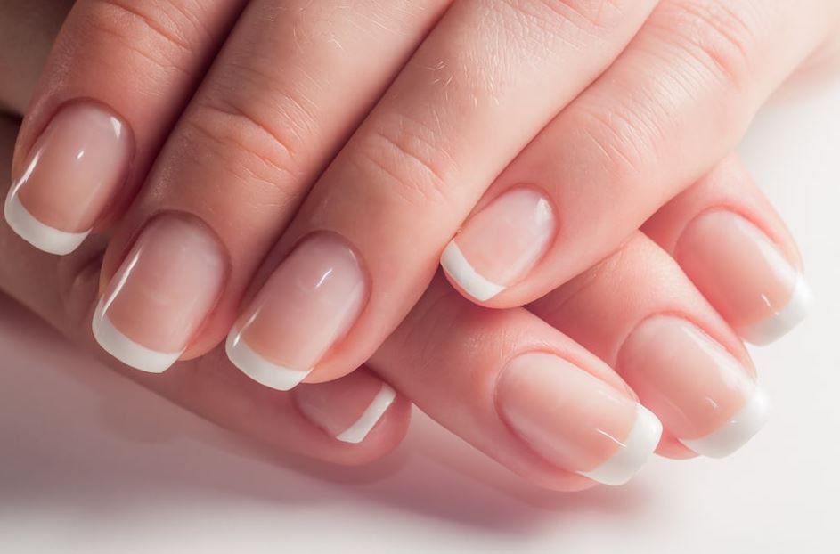 Classy Simple Nail Designs